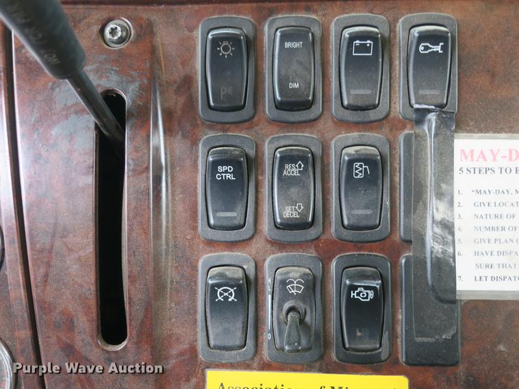 image for item DB8873 2007 Mack Granite CV713 digger derrick truck