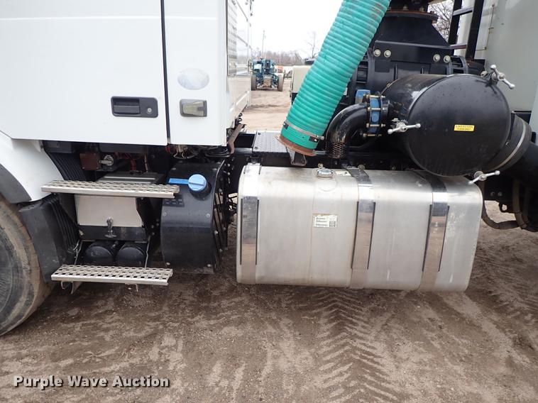 image for item DC1346 2012 Volvo VHD hydrovac truck