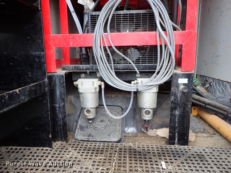 image for item DC1346 2012 Volvo VHD hydrovac truck