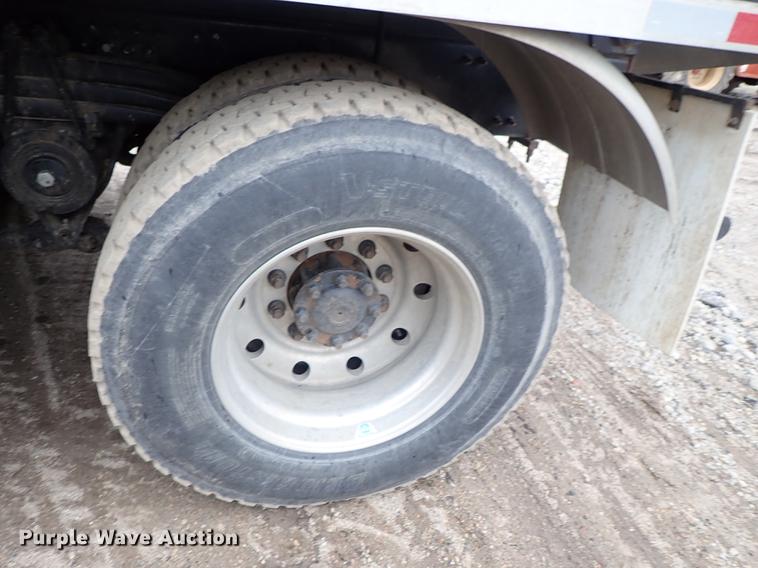 image for item DC1346 2012 Volvo VHD hydrovac truck