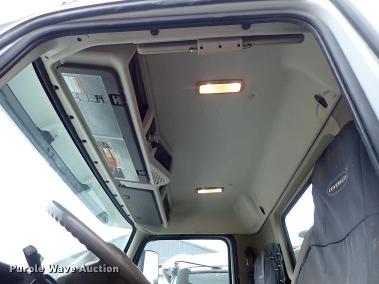 image for item DC1346 2012 Volvo VHD hydrovac truck