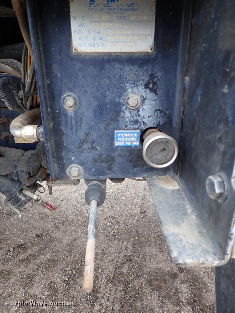 image for item DC1347 2007 Volvo VHD hydrovac truck