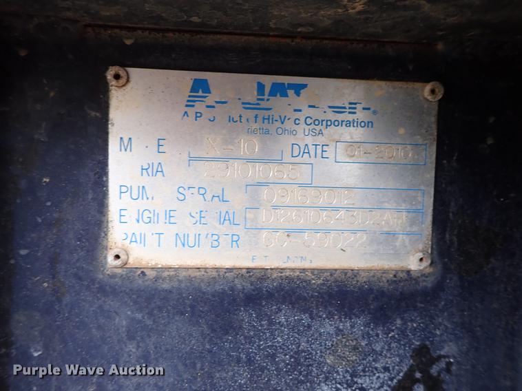 image for item DC1347 2007 Volvo VHD hydrovac truck