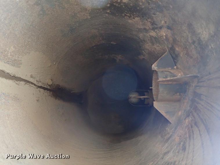 image for item DC1347 2007 Volvo VHD hydrovac truck