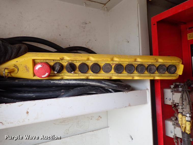 image for item DC1348 2011 Volvo VHD hydrovac truck