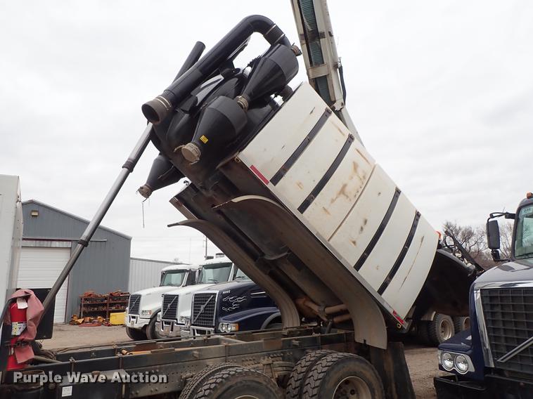 image for item DC1348 2011 Volvo VHD hydrovac truck