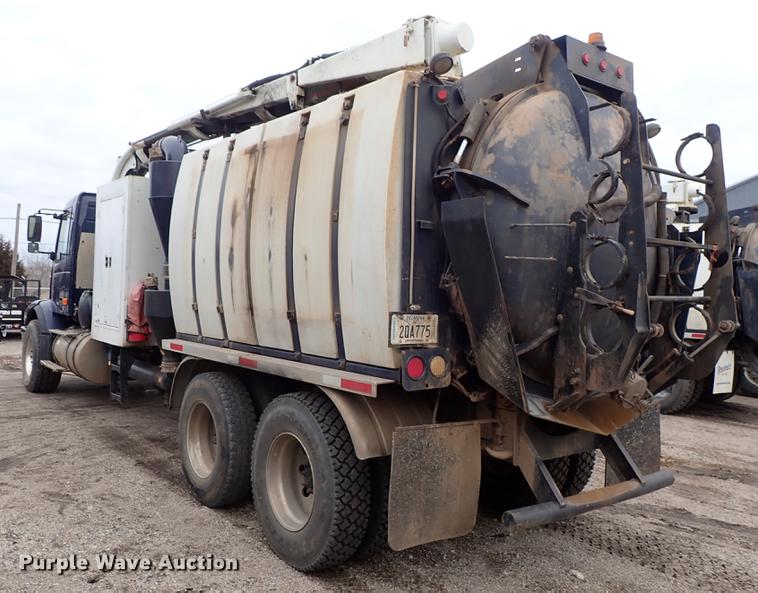 image for item DC1349 2008 Volvo VHD hydrovac truck