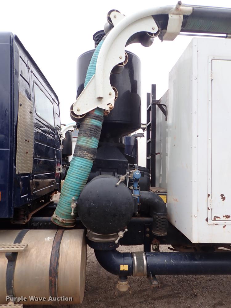 image for item DC1349 2008 Volvo VHD hydrovac truck