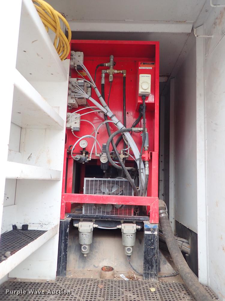 image for item DC1349 2008 Volvo VHD hydrovac truck