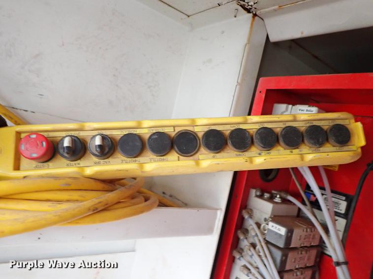 image for item DC1349 2008 Volvo VHD hydrovac truck