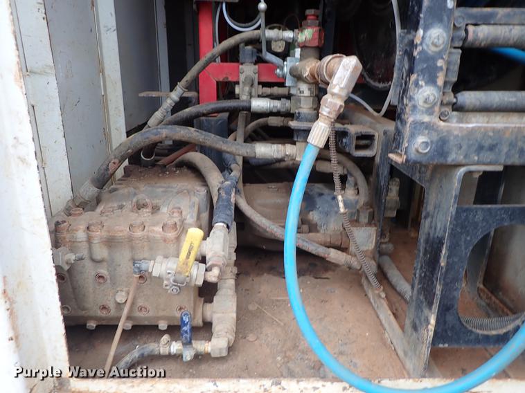 image for item DC1349 2008 Volvo VHD hydrovac truck