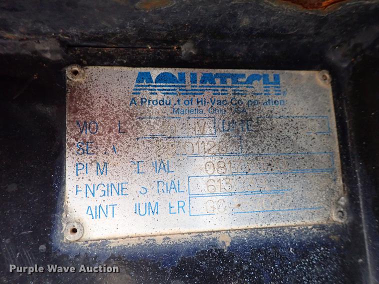 image for item DC1349 2008 Volvo VHD hydrovac truck