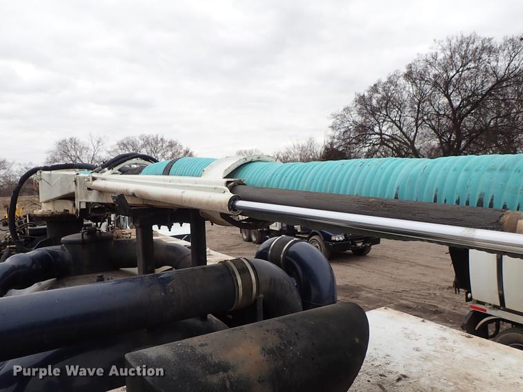 image for item DC1349 2008 Volvo VHD hydrovac truck