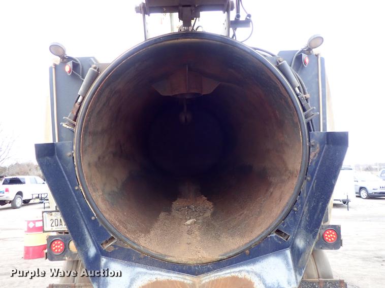image for item DC1349 2008 Volvo VHD hydrovac truck