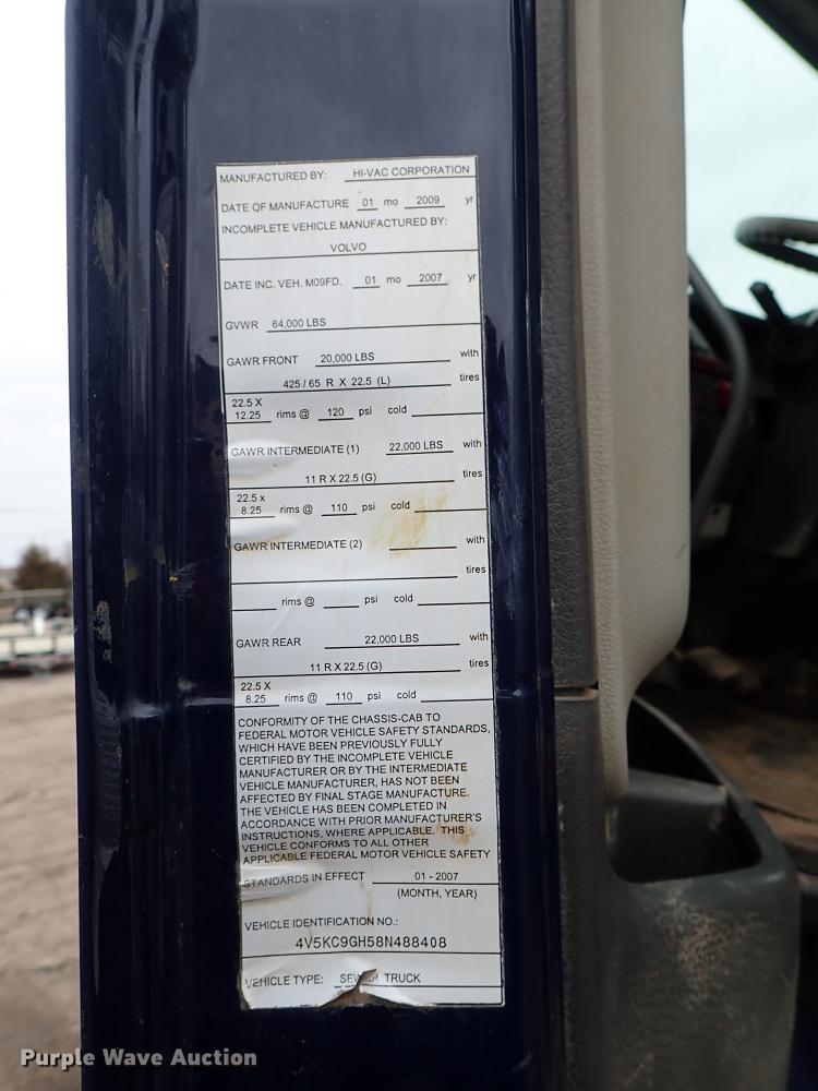 image for item DC1349 2008 Volvo VHD hydrovac truck