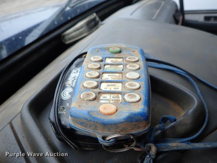 image for item DC1349 2008 Volvo VHD hydrovac truck