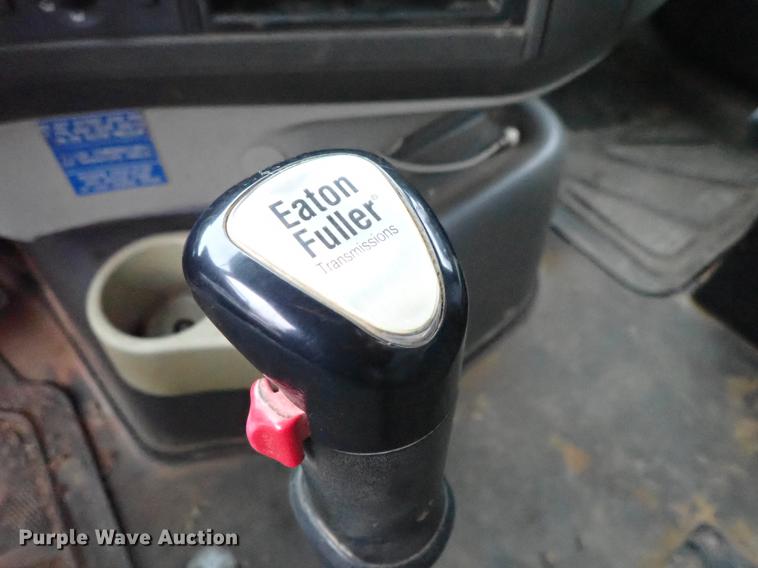 image for item DC1349 2008 Volvo VHD hydrovac truck