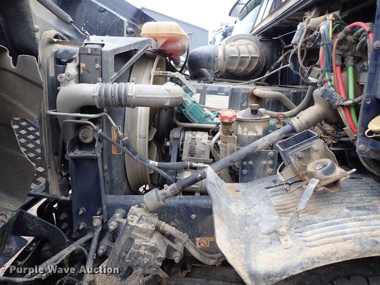 image for item DC1349 2008 Volvo VHD hydrovac truck