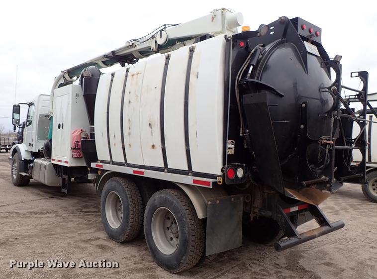 image for item DC1350 2012 Volvo VHD hydrovac truck