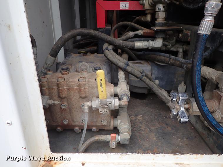 image for item DC1350 2012 Volvo VHD hydrovac truck