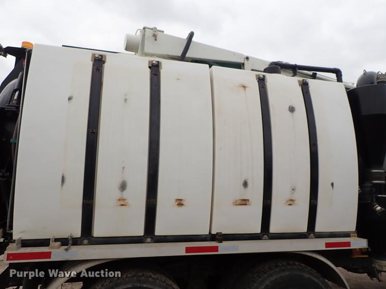 image for item DC1350 2012 Volvo VHD hydrovac truck