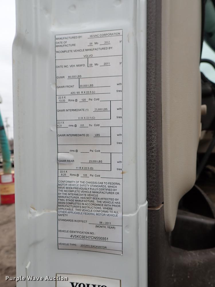 image for item DC1350 2012 Volvo VHD hydrovac truck