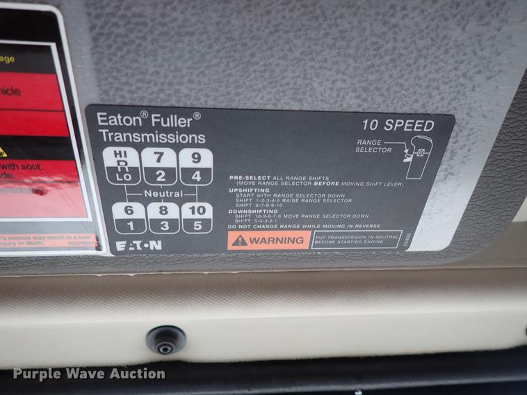 image for item DC1350 2012 Volvo VHD hydrovac truck