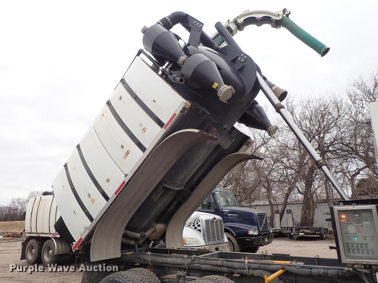 image for item DC1350 2012 Volvo VHD hydrovac truck