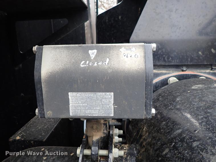 image for item DC1351 2008 Peterbilt 340 hydrovac truck