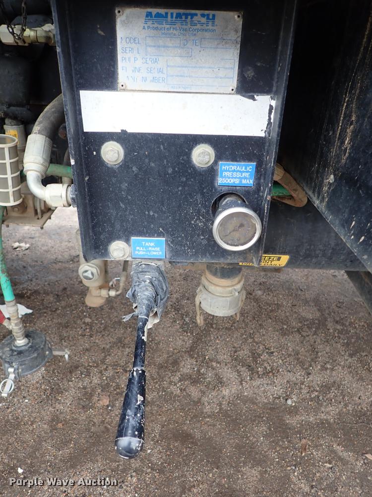 image for item DC1351 2008 Peterbilt 340 hydrovac truck