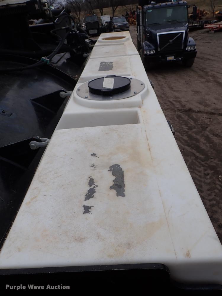 image for item DC1351 2008 Peterbilt 340 hydrovac truck