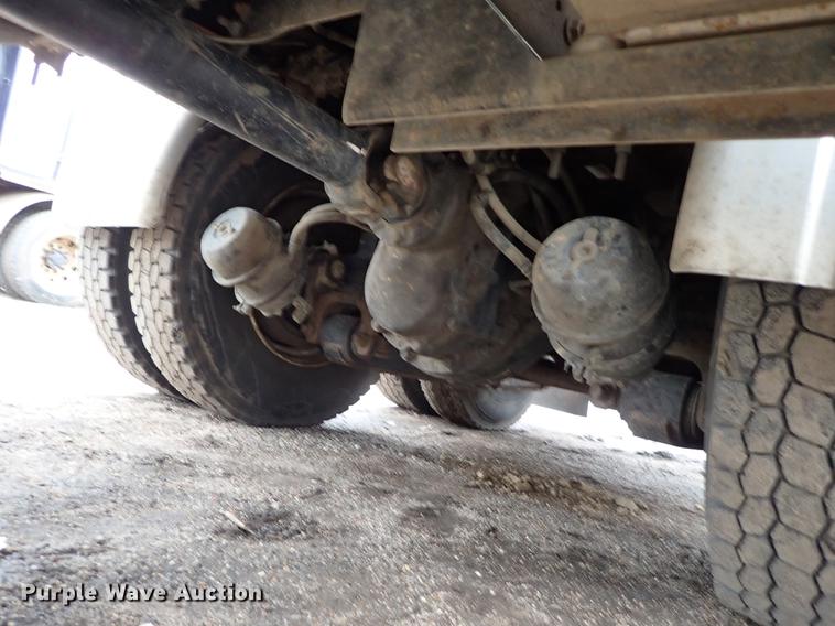 image for item DC1351 2008 Peterbilt 340 hydrovac truck