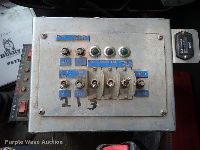 image for item DC1351 2008 Peterbilt 340 hydrovac truck