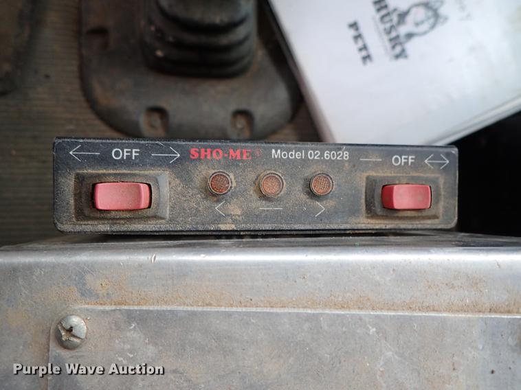 image for item DC1351 2008 Peterbilt 340 hydrovac truck