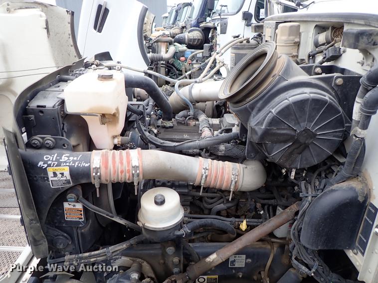 image for item DC1351 2008 Peterbilt 340 hydrovac truck