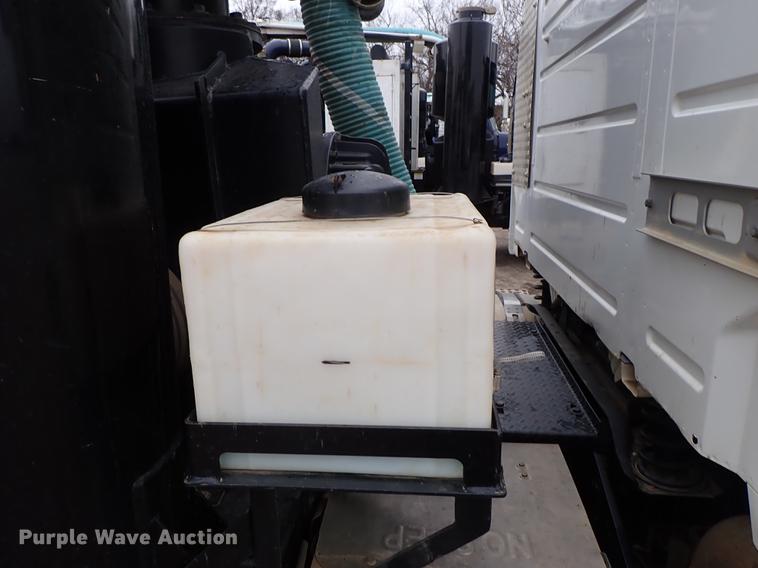 image for item DC1353 2011 Volvo VHD hydrovac truck