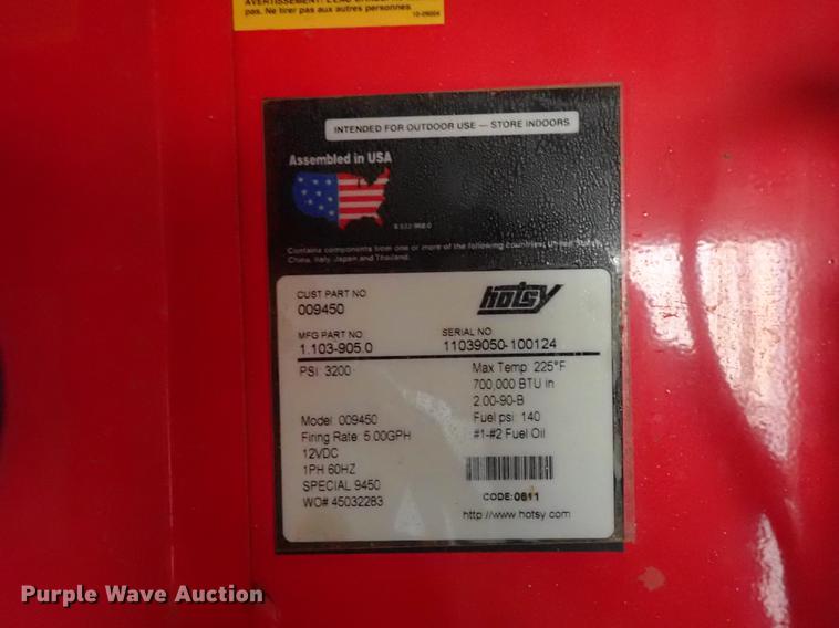 image for item DC1353 2011 Volvo VHD hydrovac truck