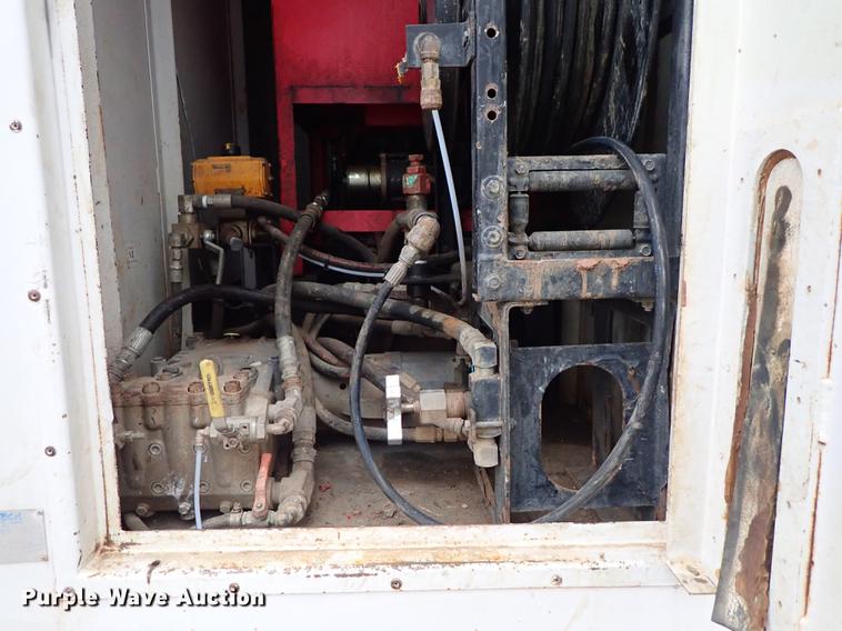 image for item DC1353 2011 Volvo VHD hydrovac truck