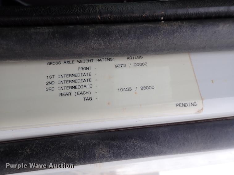 image for item DC1353 2011 Volvo VHD hydrovac truck