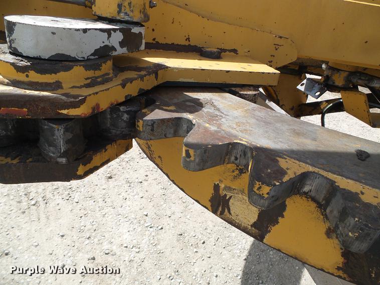 image for item DC5244 1988 Champion 740A motor grader