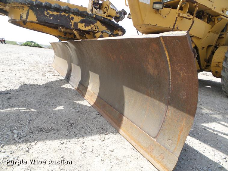 image for item DC5244 1988 Champion 740A motor grader