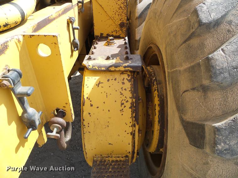 image for item DC5244 1988 Champion 740A motor grader