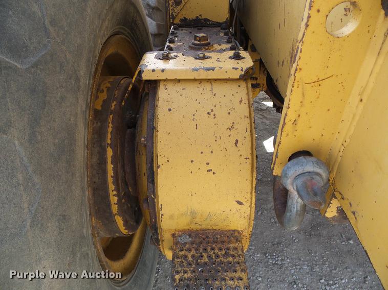 image for item DC5244 1988 Champion 740A motor grader