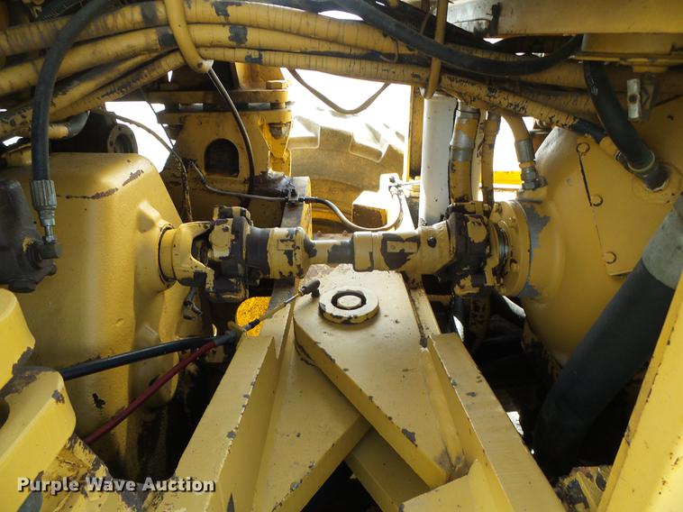 image for item DC5244 1988 Champion 740A motor grader