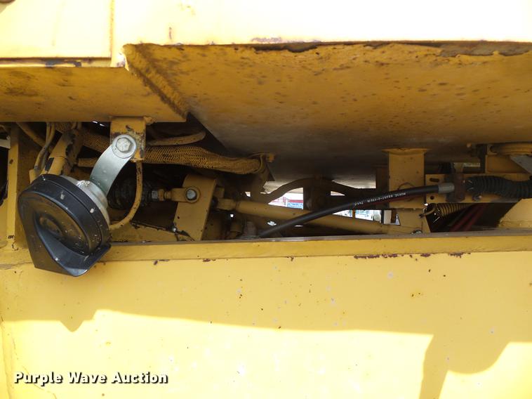 image for item DC5244 1988 Champion 740A motor grader