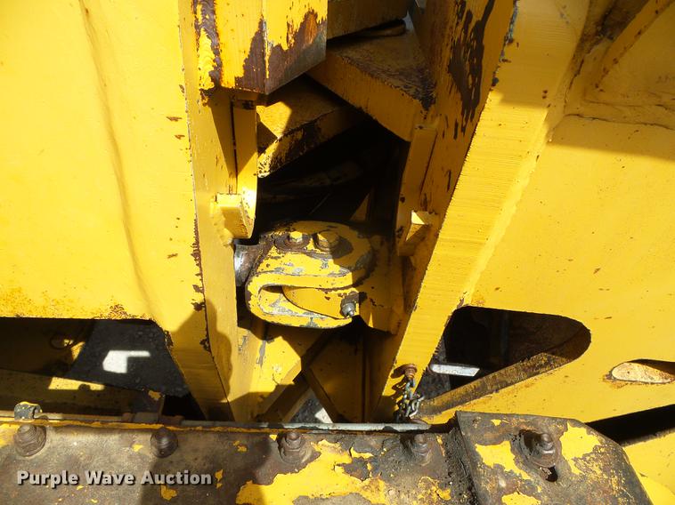 image for item DC5244 1988 Champion 740A motor grader