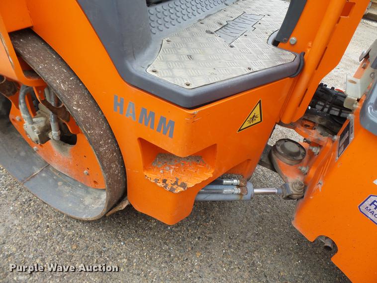 image for item DD2309 2009 Hamm HD13 double drum roller