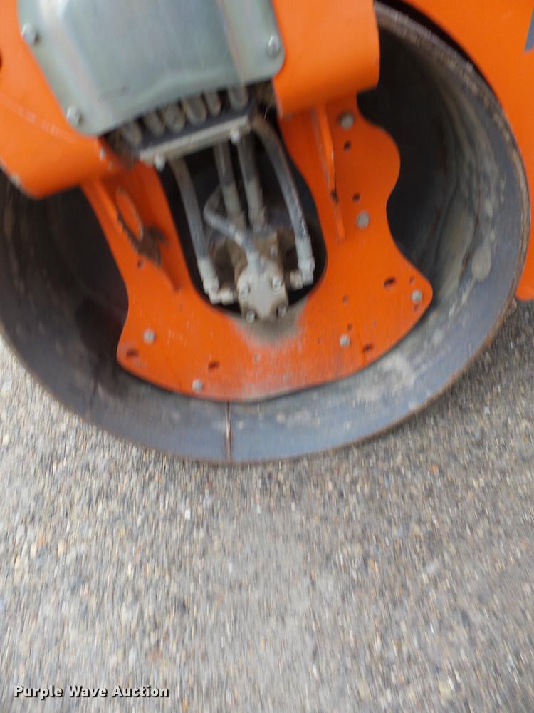image for item DD2309 2009 Hamm HD13 double drum roller