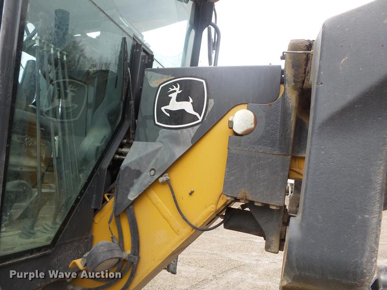 image for item DD2310 2005 John Deere 670D motor grader