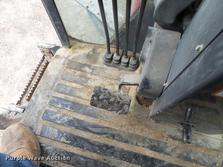 image for item DD2310 2005 John Deere 670D motor grader